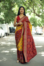 Load image into Gallery viewer, Mercerized Cotton Sambalpuri Saree in maroon with Vriksha Tree of Life motifs and golden fish border – Pasapali