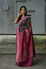 Load image into Gallery viewer, Odisha handloom Pasapalli saree in cotton with purple border and detailed mini motifs