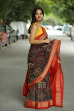 Load image into Gallery viewer, Mridani - Konark Motif Sambalpuri Saree