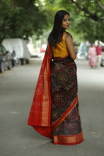 Load image into Gallery viewer, Mridani - Konark Motif Sambalpuri Saree