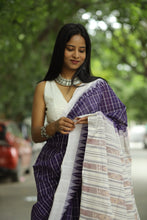 Load image into Gallery viewer, Purple Phoda Kumbha Sambalpuri cotton saree with checked pattern and cream border – Pasapali