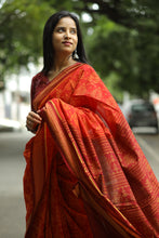 Load image into Gallery viewer, Handwoven red Sambalpuri saree featuring traditional tree patterns and red Ikat pallu – Pasapali