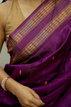 Load image into Gallery viewer, Handwoven Mulberry Silk Sambalpuri Saree with Golden Tissue Border and Floral Motifs – Pasapali