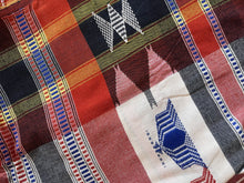 Load image into Gallery viewer, Kusumita Kotpad Saree | Off-White Natural Dye Cotton Saree | Pasapali
