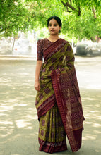 Load image into Gallery viewer, Mercerized cotton Sambalpuri saree in mehendi green with stripe Ikat design – Pasapali