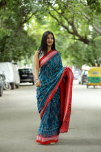 Load image into Gallery viewer, Teal Sambalpuri Bandha saree with tribal patterns and red floral Ikat pallu – Pasapali