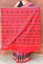 Load image into Gallery viewer, Bandha double ikat motif detail on Damayanti — ikat flower and Rudraksha alignment, Sambalpuri saree Pasapali