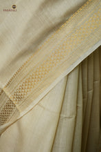 Load image into Gallery viewer, Surface texture of natural tussar silk Sambalpuri saree from Pasapali — matte nub of handloom tussar under natural light.