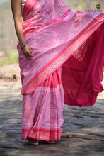 Load image into Gallery viewer, Mercerized cotton texture detail of Harini Sambalpuri Bandha saree — warp 120 weft 120 thread count.