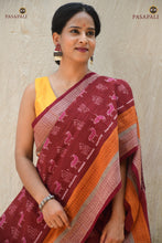 Load image into Gallery viewer, Mercerized cotton texture close-up of Harini Bandha saree — Bhulia weavers Odisha Pasapali