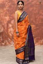 Load image into Gallery viewer, Kalyani Sambalpuri cotton saree — close-up of fish motif border in blue and yellow, Bandha weave, Pasapali