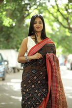 Load image into Gallery viewer, Traditional Sambalpuri Handloom Saree (Saree Only) in Black and Orange – Pasapali