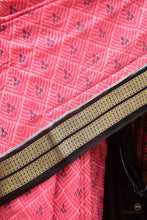 Load image into Gallery viewer, Parijata Sambalpuri cotton saree pallu floral ikat — Bandhakala technique, pink and black, Bhulia weavers, Pasapali