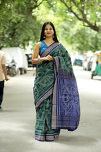 Load image into Gallery viewer, Green Sambalpuri Saree | Konark Chakra Natya Ikat – Pasapali