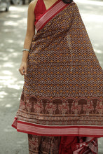 Load image into Gallery viewer, Ashwaroha - Sambalpuri Saree with Ashwa Bandha Motif