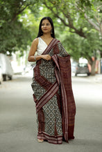 Load image into Gallery viewer, Grey Sambalpuri Cotton Saree | Mini Pasapalli Ikat – Pasapali