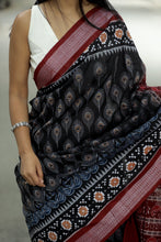 Load image into Gallery viewer, Mercerized Cotton Sambalpuri Saree | Black Mayura Pankh - Pasapali