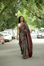 Load image into Gallery viewer, Grey Sambalpuri Cotton Saree | Mini Pasapalli Ikat – Pasapali