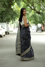 Load image into Gallery viewer, Black Bandha Sambalpuri Saree with Jhuti Chakra Motifs – Pasapali