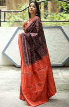 Load image into Gallery viewer, Hansa Lata - Mercerized Cotton Sambalpuri Saree with Floral Vine & Hansa Motifs