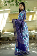 Load image into Gallery viewer, Neelachitra - Sachipar & mini Pasapali Motifs