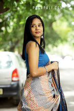 Load image into Gallery viewer, Tarangini - Cotton Sambalpuri Saree with Jhuti Motifs & Ikat Border – Pasapali