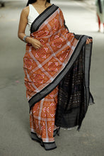 Load image into Gallery viewer, Rust Pasapalli Sambalpuri Saree Floral Ikat Grid - Pasapali