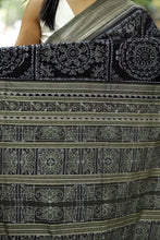 Load image into Gallery viewer, Black Bandha Sambalpuri Saree with Jhuti Chakra Motifs – Pasapali