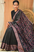 Load image into Gallery viewer, Purvasha Sambalpuri handloom saree weave texture — Bandhakala process in black mercerized cotton, Pasapali