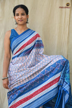 Load image into Gallery viewer, Ikat motif detail on Pushpaja — double ikat Bandha alignment across warp and weft, authentic Sambalpuri handloom | Pasapali