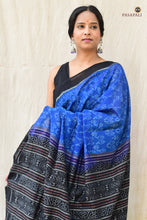 Load image into Gallery viewer, Mercerized cotton texture detail of Shankhamayi Blue Sambalpuri handloom saree woven by Bhulia weavers, Odisha