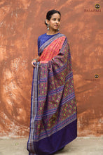 Load image into Gallery viewer, Rudraksha motif border close-up on Sharmila pink Sambalpuri Bandha cotton saree by Pasapali, Odisha handloom