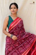 Load image into Gallery viewer, Shubhashree Sambalpuri Bandha saree — body weave detail showing all-over jhoti and flower motifs, Pasapali Odisha