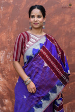 Load image into Gallery viewer, Tamasa Kotpad saree border motif — interlocking phoda kumbha weave in deep maroon, GI certified Kotpad textile