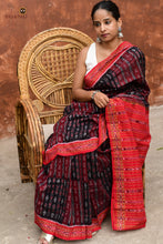 Load image into Gallery viewer, Tilottama Sambalpuri Bandha saree border close-up — ikat stripe weave in black and maroon, double ikat Bandhakala technique