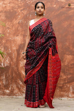 Load image into Gallery viewer, Tilottama Sambalpuri cotton saree body weave detail — flower buta and fish motifs in black, warp weft 120 count Bhulia loom