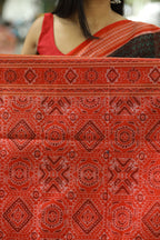 Handloom Sambalpuri saree with red Rudraksha border and traditional Bandha pallu – Pasapali