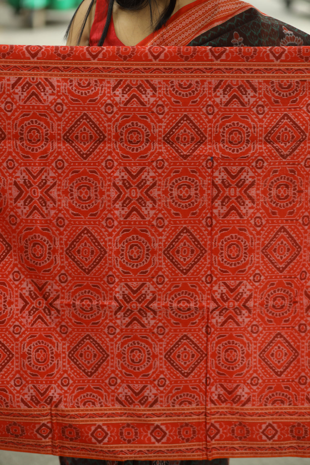 Handcrafted Sambalpuri saree with red Rudraksha border and traditional Ikat pallu – Pasapali