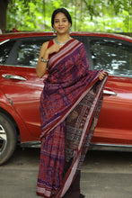 Load image into Gallery viewer, Premium mercerized cotton Sambalpuri saree in purple and maroon, showcasing iconic Odisha handloom artistry
