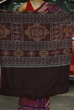 Load image into Gallery viewer, Traditional Konark temple motifs on purple Sambalpuri saree, crafted in mercerized cotton
