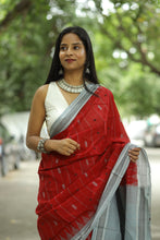 Load image into Gallery viewer, Pasapali Wine Hibiscus cotton saree symbolizing Odisha craftsmanship with fish buta and ikat artistry
