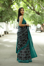 Load image into Gallery viewer, Black Odisha Handloom Saree with Green Border and Pallu – Pasapali
