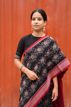 Load image into Gallery viewer, Mercerized Cotton Sambalpuri Saree with Gulab Motif – Pasapali
