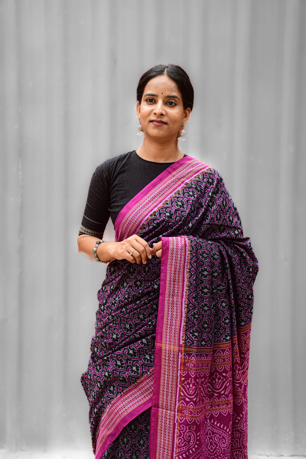 Mercerized Cotton Sambalpuri Saree | Black Phula Jaal Motif with Magenta Pink Pallu | Pasapali