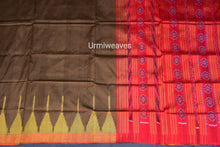 Load image into Gallery viewer, Sunhari : Phoda Kumbha Mulberry Silk Saree | - Pasapali
