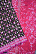 Load image into Gallery viewer, Radhika III - Urmiweaves Exclusive Pasapali Cotton Saree - Pasapali
