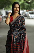Load image into Gallery viewer, laal mandaar black sambalpuri cotton saree also known as laal jaba
