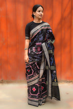 Load image into Gallery viewer, Mercerized cotton Sambalpuri saree in black with Pasapali and lotus motifs – Pasapali
