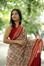 Load image into Gallery viewer, Traditional Odisha Bandha saree with Bindi motifs and golden Rudraksha border – Pasapali
