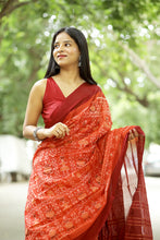Load image into Gallery viewer, Traditional Odisha Ikat Saree in Orange with Tribal Motifs and Red Pallu – Pasapali
